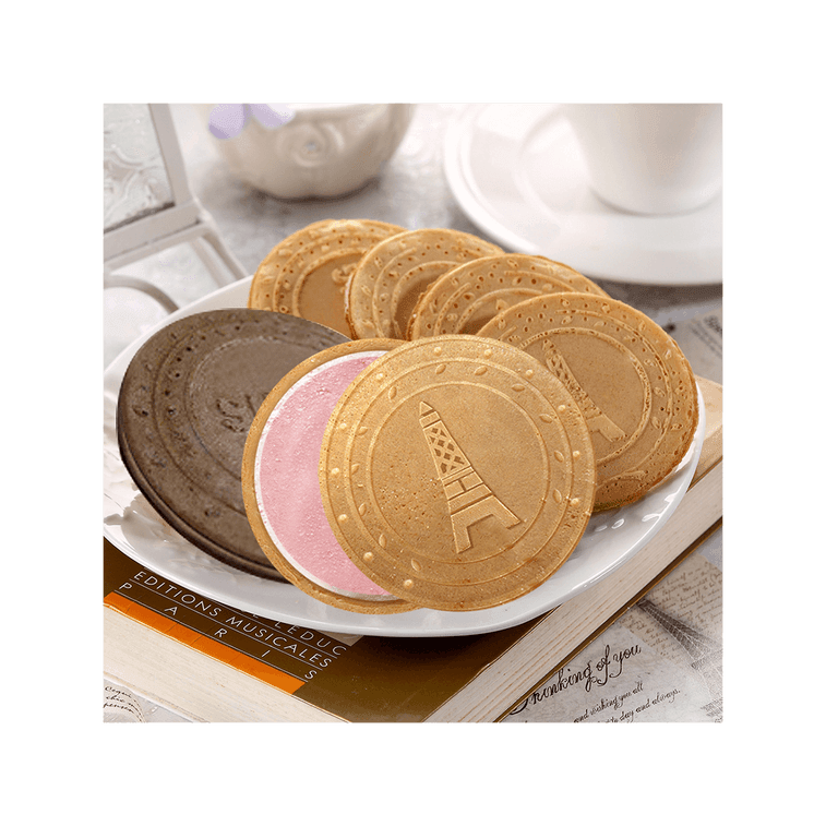 Hello Kitty French Cookie Gift Box, 15.87 Ounces, 1 Box - Mighty Depot