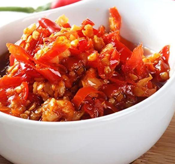 Fresh Chili In Oil (Pickled Crushed Facing Heaven Peppers Chao Tian Jiao), 13oz - Mighty Depot