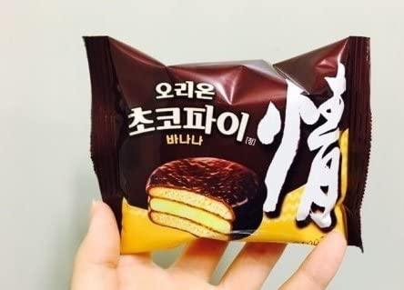 Orion Choco Pie Banana 444g Pack of 12 pieces of individually packed pies per box - Mighty Depot