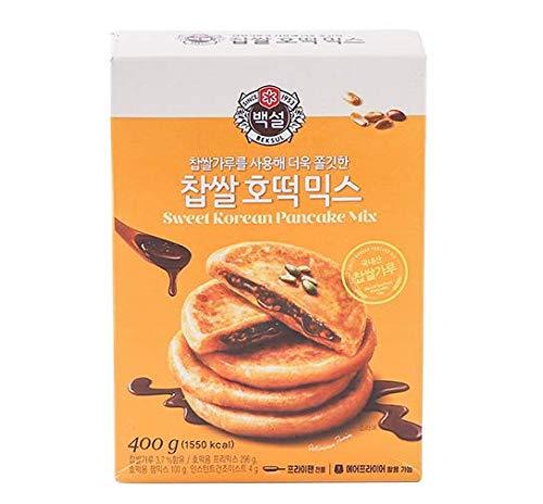 Korean Fancy Hotcake Mix; CJ Beksul Korean Sweet & Green Tea Pancake Mix, Hotteok (14.10 oz, 400g) ; 국민꿀간식 CJ 백설 호떡, 녹차호떡 믹스; 바로 구워 먹는 쫄깃한 호떡 (Sweet, 2 Packs) - Mighty Depot