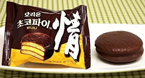 Orion Choco Pie Banana 444g Pack of 12 pieces of individually packed pies per box - Mighty Depot