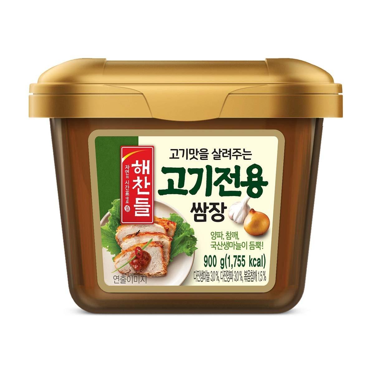 CJ Haechandle Seasoned Spicy Soy Bean Paste with Grinded Raw Garlic 15.87oz 해찬들 고기전용 쌈장 - Mighty Depot