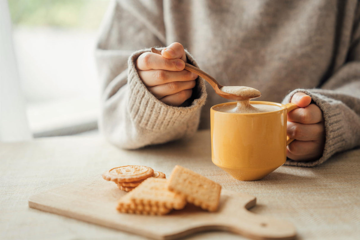 AGF ブレンディ カフェラトリー スティック 濃厚クリーミーカプチーノ 7本×6箱 【 スティックコーヒー 】 - Mighty Depot