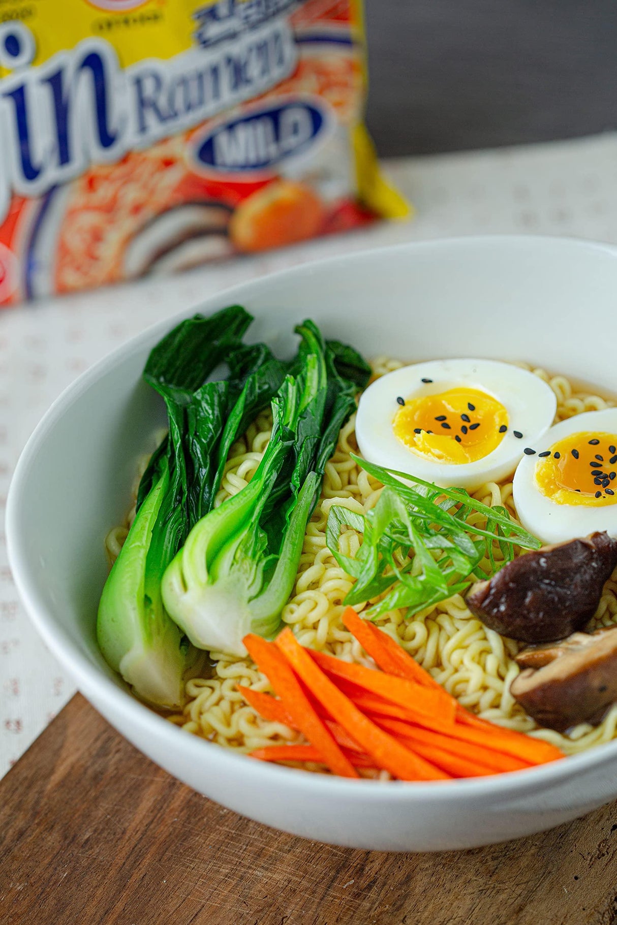 Ottogi Jin Ramen Box (1 Box) - Mighty Depot