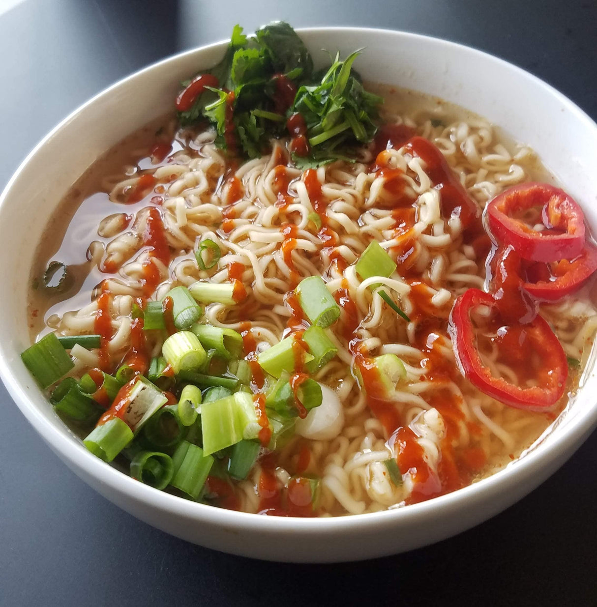 MAMA Oriental Style Instant Ramen Noodles, Artificial Pork Flavor, 2.11 Ounce each (Pack of 10) - Mighty Depot