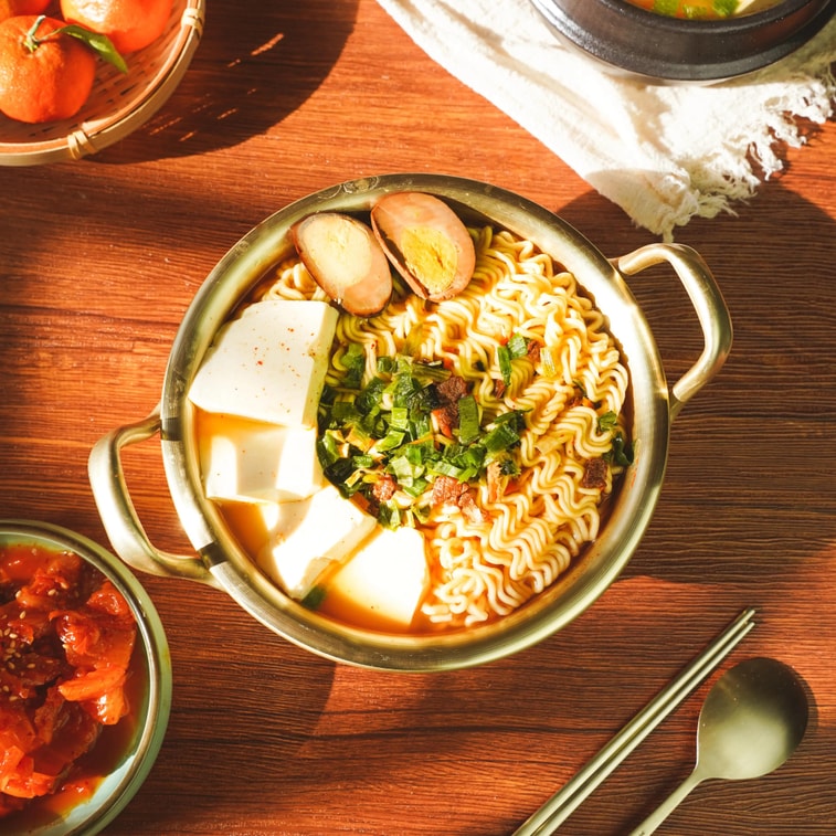 Ottogi Jin Ramen (오뚜기 진라면) (Mild, 18 Packs)