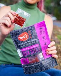 Yeo's Pork Bites Honey Glazed & Honey Sriracha (2 packs X 4oz) - Singapore Inspired Snacks - Mighty Depot