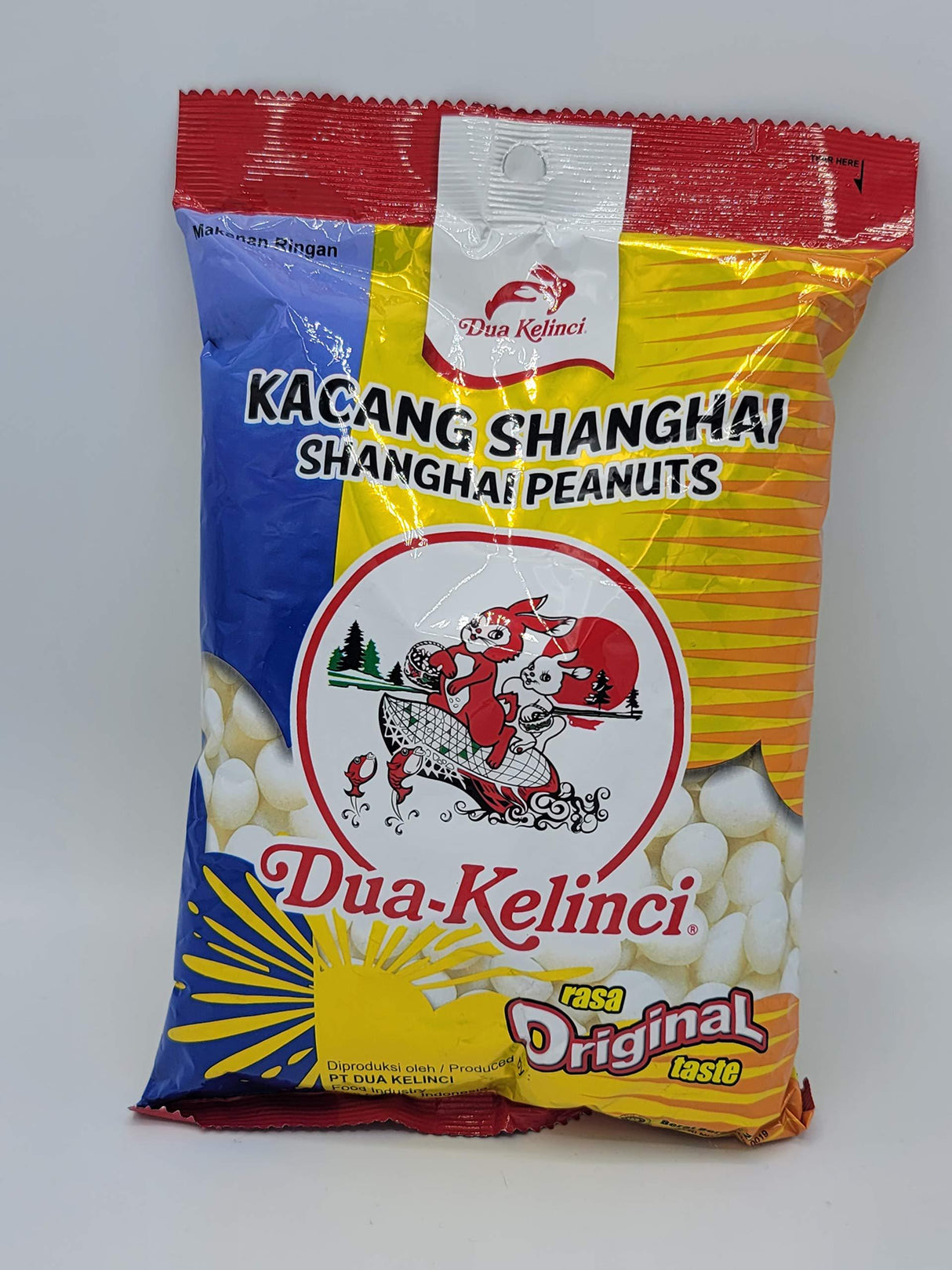 Dua Kelinci Shanghai Nuts - Mighty Depot