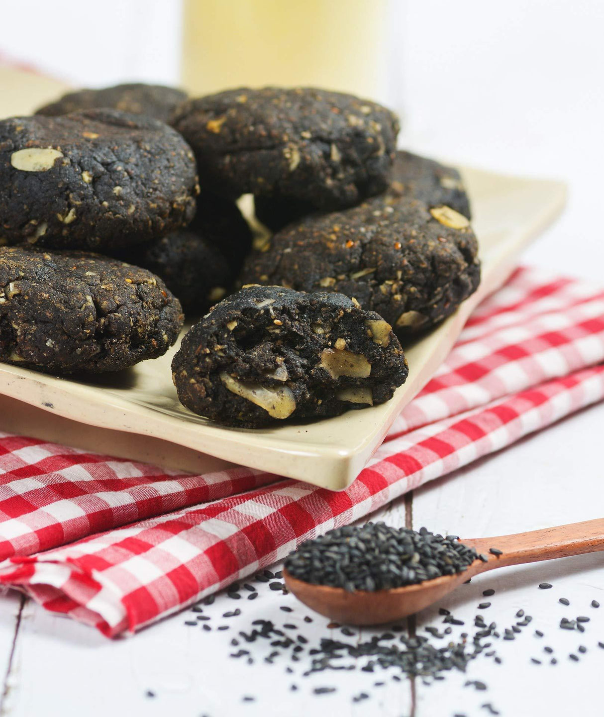 Sesamsamen schwarz 227g Sesam COCK Black Sesame Seeds - Mighty Depot